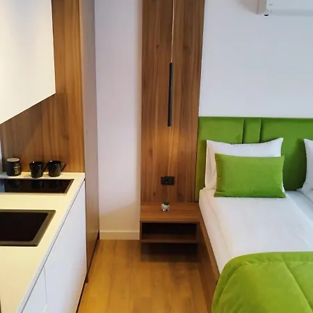 Apartment Mandrina 10 Free Parking