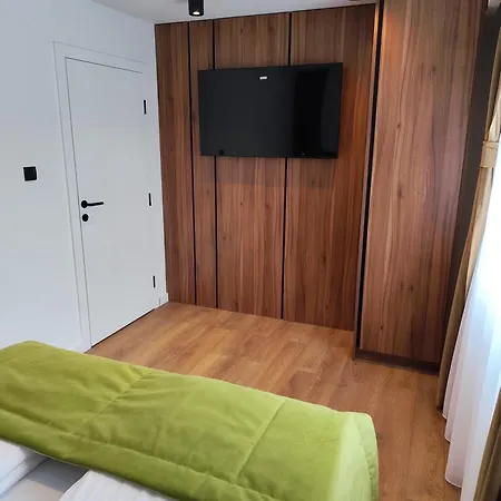 Mandrina 10 Free Parking סראייבו