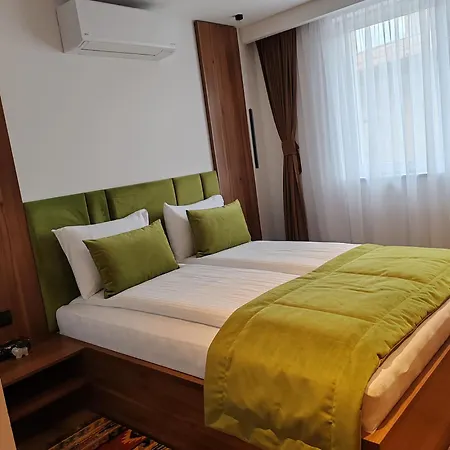 Mandrina 10 Free Parking * Saraievo