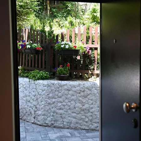 Apartment Mandrina 10 Free Parking *